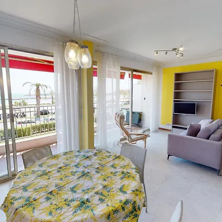 Rénové Face Avec Terrasse à Menton, Proche Centre-ville Et Plages - Fr-1-196-301 Apartamento